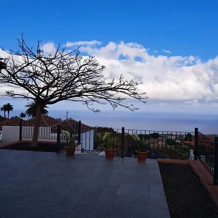 Casa Amagante, En Hoyo De Holiday home *